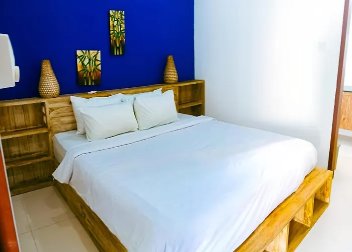 River House 2 Bedrooms Side *